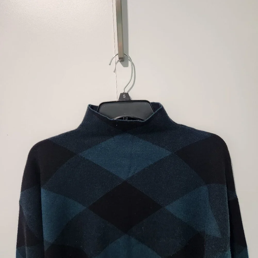 Tahari Green Black Plaid Design Mock Turtleneck Long Sleeve Sweater Large - Picture 3 of 6